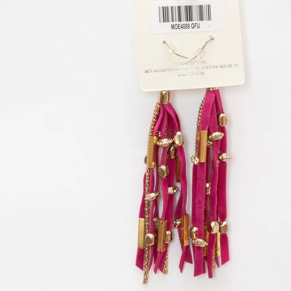 NWT Tasseled Fuchsia & Gold Dangling Boho Earrings - Picture 2 of 2